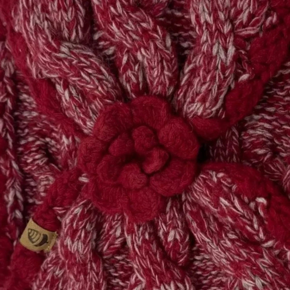 NECK WARMER SCARF Collar Red Crochet Cable Knit Decorative Flower Button Winter - Picture 2 of 8